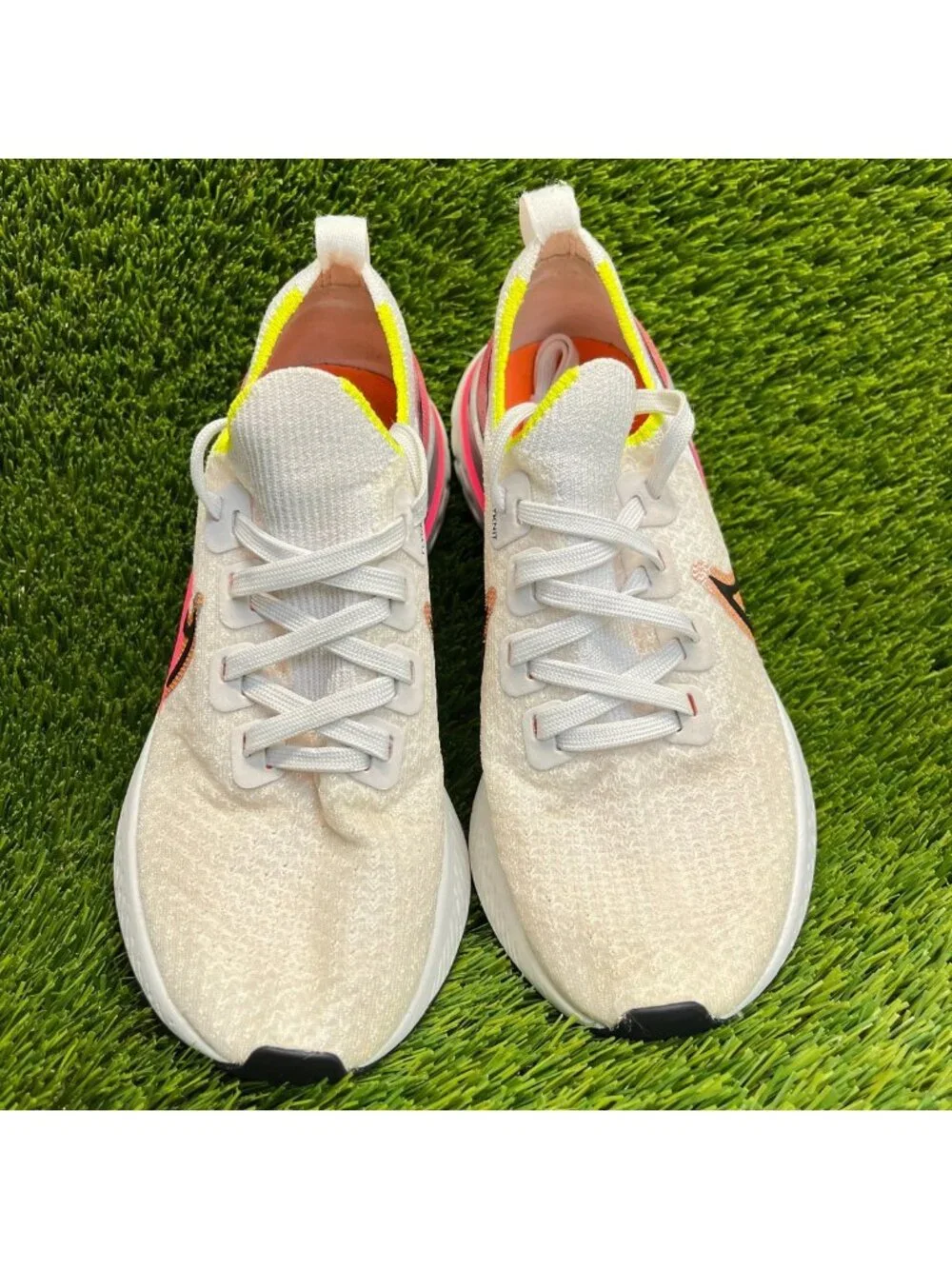 Nike React Infinity Flyknit 3 Womens Size 7.5 White Pink Running Shoes Sneakers